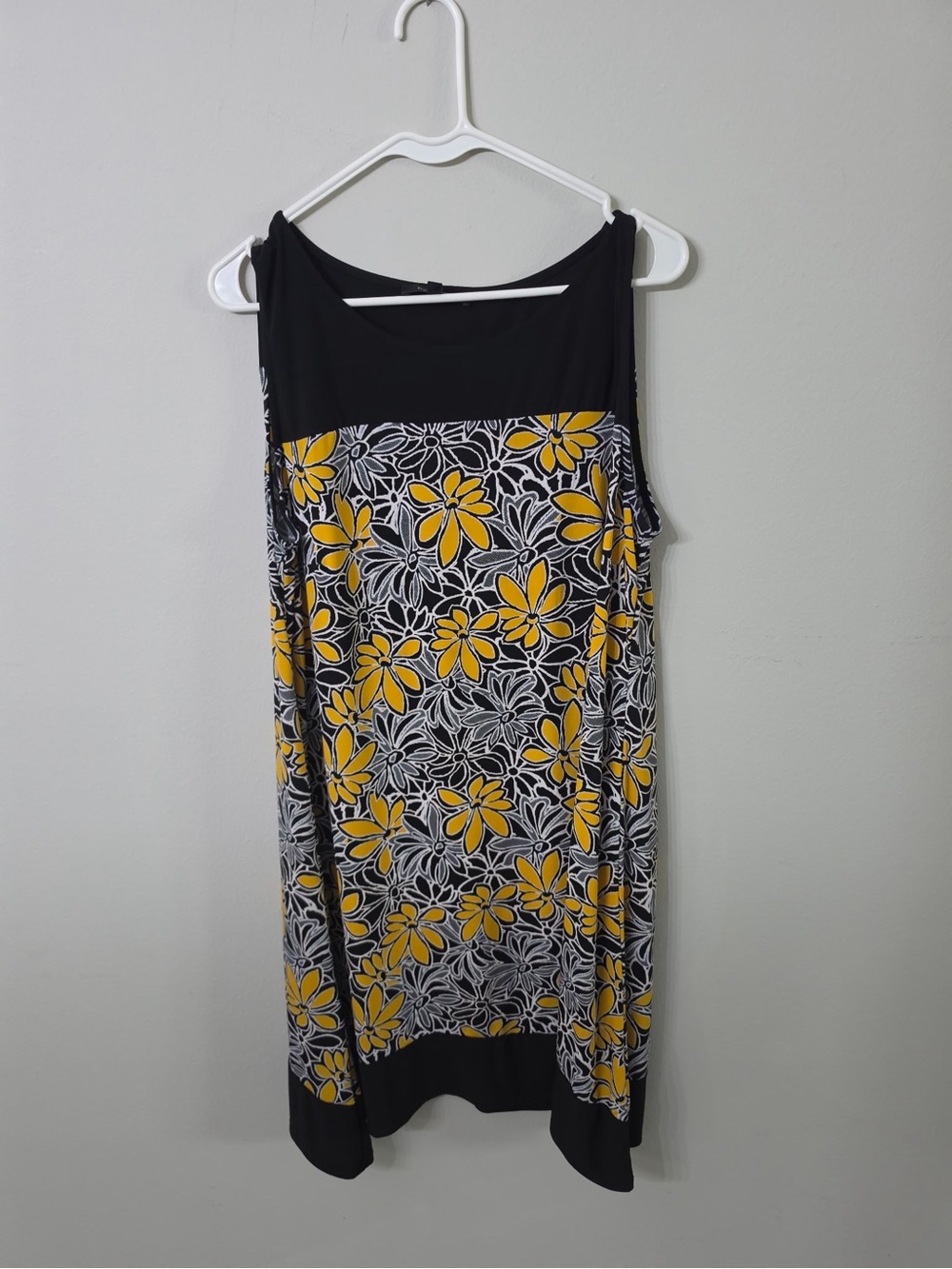Women’s Ellen Weaver Black Yellow Floral Sleeveless Dress Size 1X